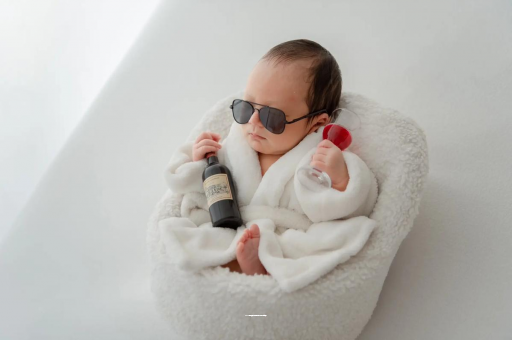 伊川宝宝半夜哭闹 伊川宝宝半夜哭闹