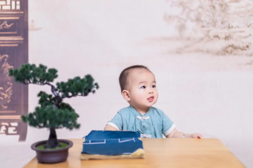 伊川宝宝腿纹不对称怎么办 伊川宝宝腿纹不对称怎么办